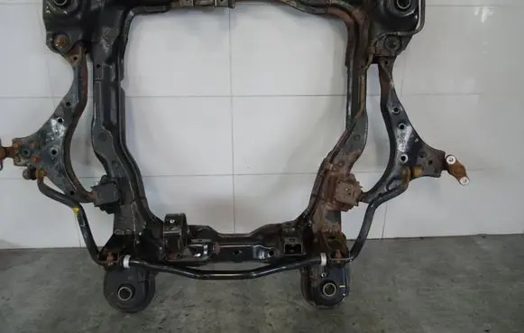 Hyundai Tucson JM Front axle beam 