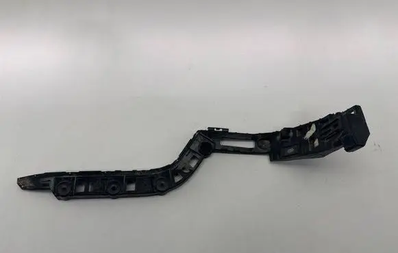 Volkswagen PASSAT B7 Rear bumper mounting bracket 3AF807394