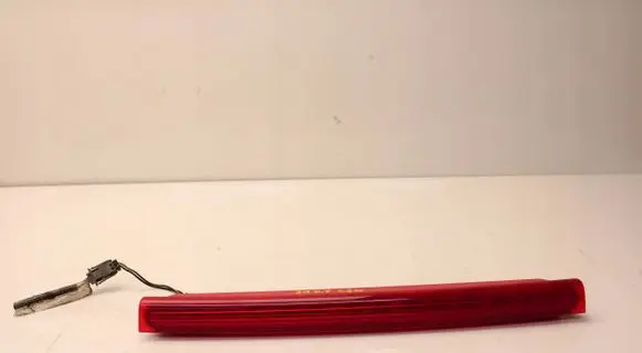 Volvo C30 Third/center stoplight