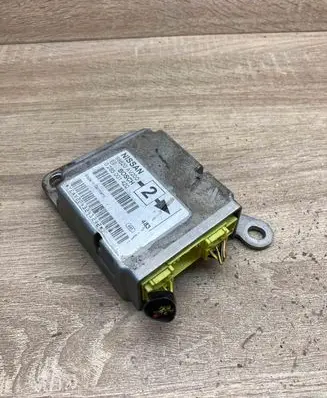 Nissan Primera Airbag control unit/module 0285001420 98820AV200
