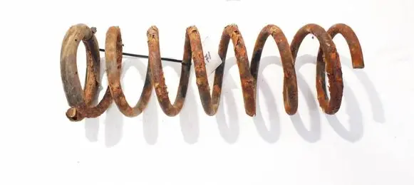 Ford Mondeo Mk III Rear coil spring