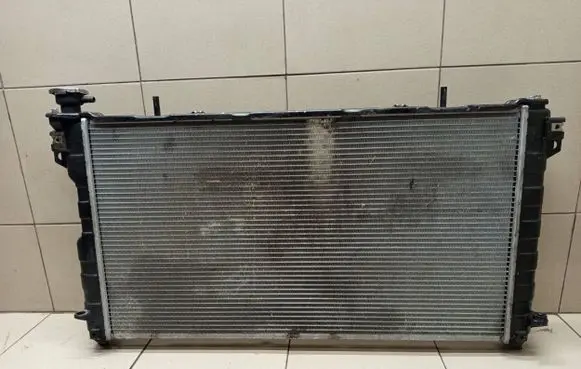 Chrysler Voyager Coolant radiator