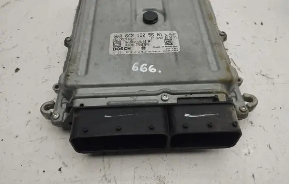 Mercedes-Benz S W221 Engine control unit/module A6421505691 0281013212