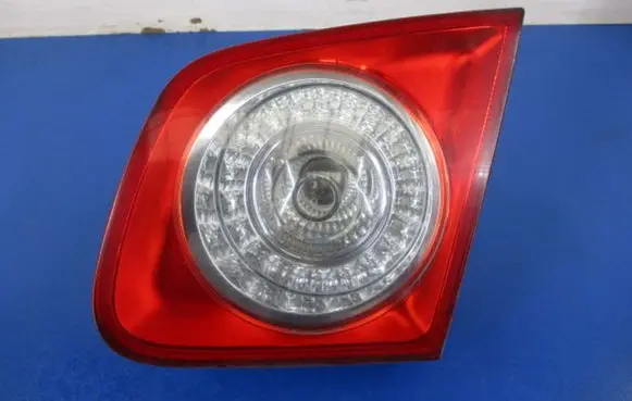 Volkswagen Jetta V Rear/tail lights 1K5945094