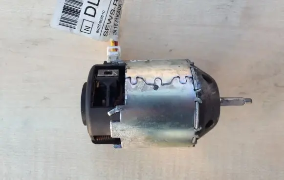 Nissan Juke I F15 Heater fan/blower 272261KA0A
