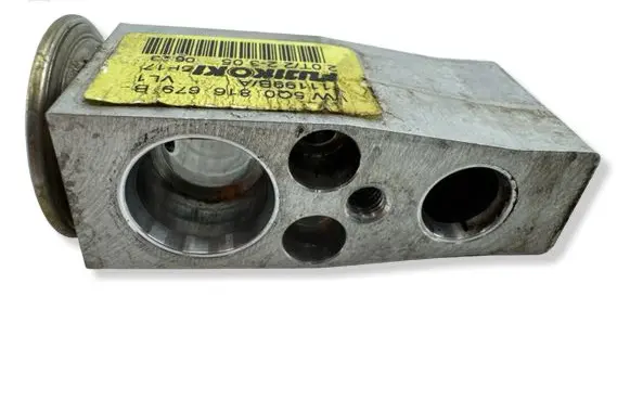 Cupra Formentor Air conditioning (A/C) expansion valve 5WC816103 5Q0816679B