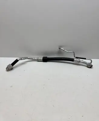 Audi A4 S4 B9 Air conditioning (A/C) pipe/hose 8W1816740