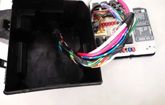 Nissan Navara D40 Comfort/convenience module 284b7eb31c