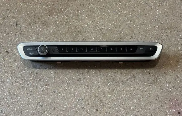 BMW X5 G05 Head unit multimedia control 5A47C31
