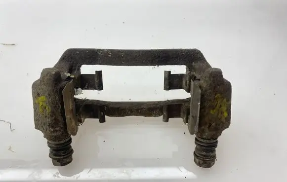Subaru Outback Brake caliper pad carrier rear 