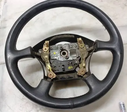 Nissan Terrano Steering wheel 6013486