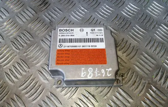 Mercedes-Benz E W211 Airbag control unit/module 2118705885 0285010564