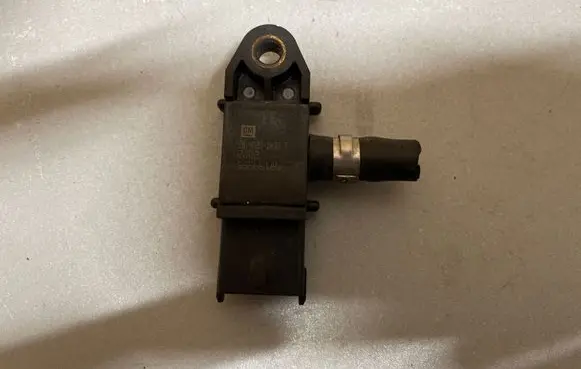 Opel Astra J Camshaft position sensor 55566186