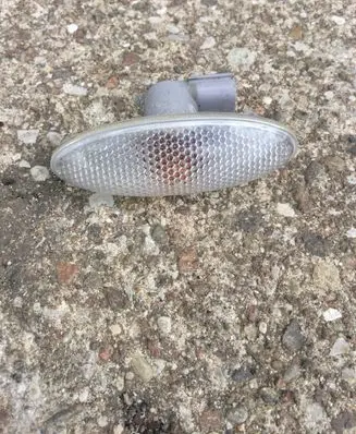 Toyota RAV 4 (XA30) Front fender indicator light