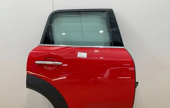 Mini Cooper Countryman F60 Rear door