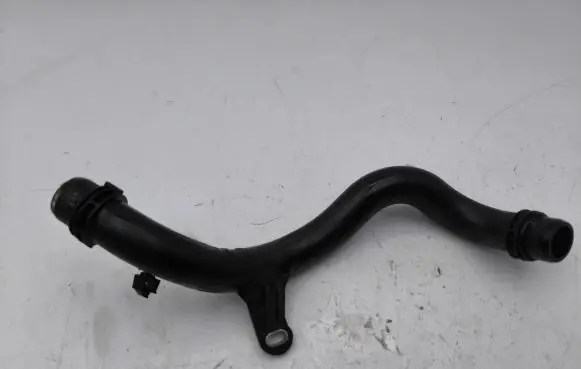 Audi A5 Engine coolant pipe/hose 04L121071G
