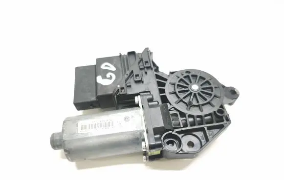 Volkswagen Golf Plus Rear door window regulator motor 5M0839402C 1K0959704K 980297300