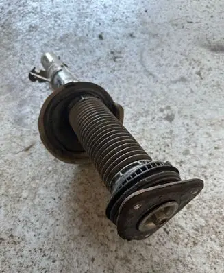 Ford Kuga II Front shock absorber/damper CV6118K001ACB E5629502 06162316
