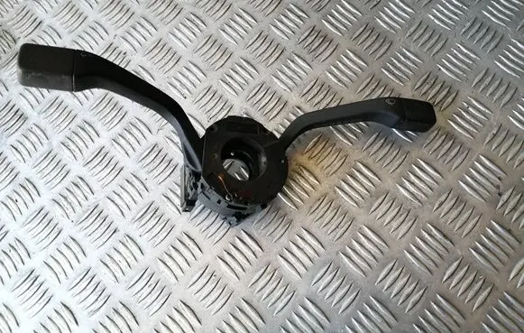 Volkswagen PASSAT B3 Wiper turn signal indicator stalk/switch 357953503 KLS201846