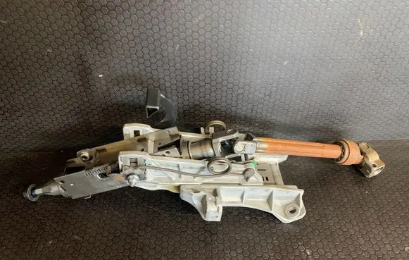 Volvo XC60 Steering wheel axle 665681 31329257 11031506154
