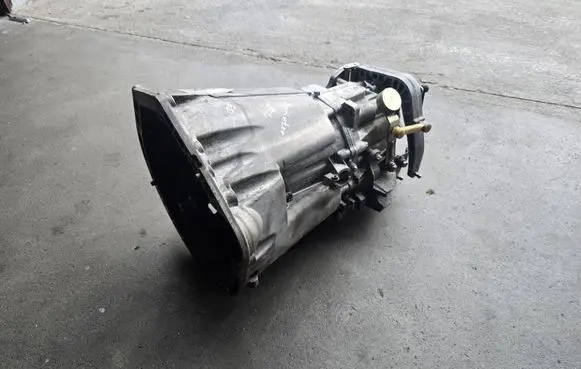 Mercedes-Benz Vito Viano W639 Manual 6 speed gearbox 716637 30795328