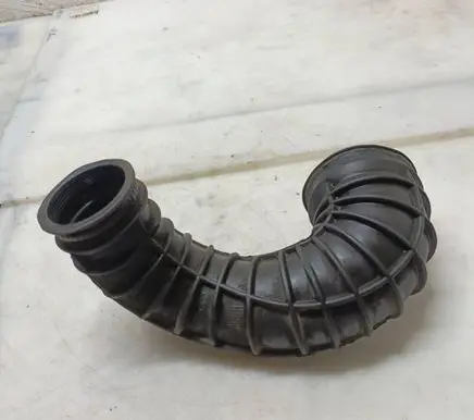 Volvo V70 Air intake hose/pipe 08634143
