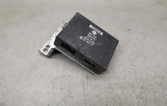 Nissan Primera Door central lock control unit/module 284502F901 05051112