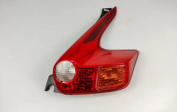 Nissan Juke I F15 Rear/tail lights 