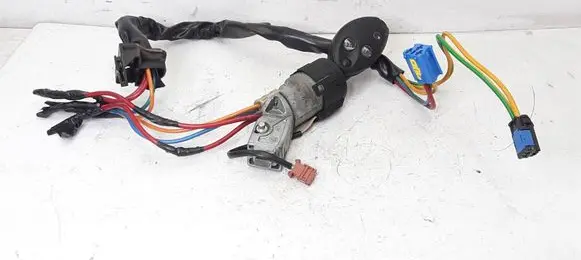 Citroen C5 Ignition lock 9648445180
