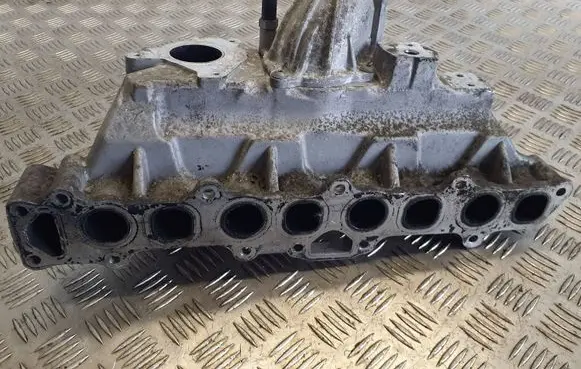 Chrysler Grand Voyager V Intake manifold