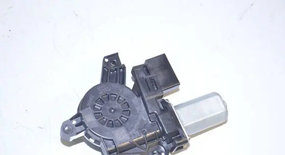 BMW 2 Active Tourer U06 Rear door window regulator motor 5a18f13 67625a18f13 5A75081