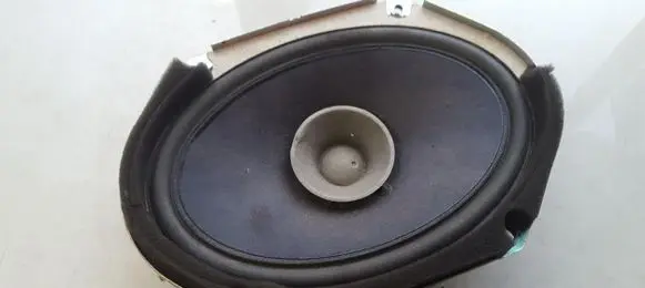 Mazda 3 I Front door speaker gj6a66960 3m81-18808-ca