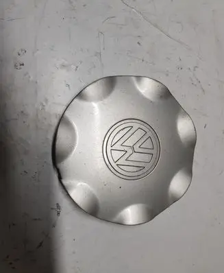 Volkswagen Jetta II Original wheel cap 601149K
