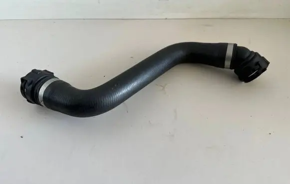BMW 5 F10 F11 Engine coolant pipe/hose 7809821