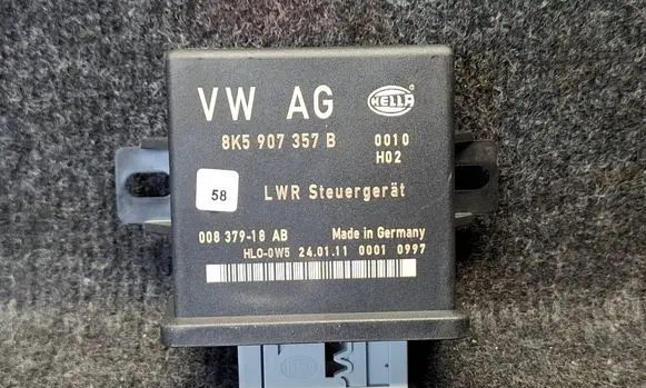 Audi A4 S4 B8 8K Headlight level height control switch 8K5907357B
