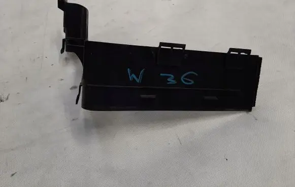 Battery box tray
