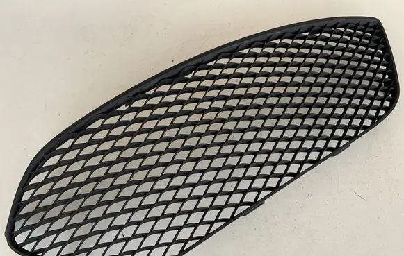 Mercedes-Benz CLA C117 X117 W117 Front bumper lower grill A1178851822