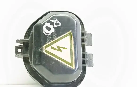 Audi A4 S4 B5 8D Headlight/headlamp dust cover