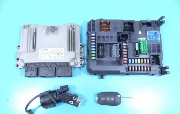 Peugeot 308 Engine control unit/module ECU 0261S07931 IMPRK1264974