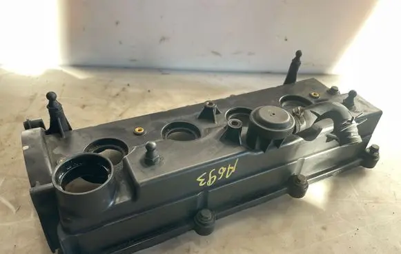Opel Astra H Rocker cam cover 8980011422