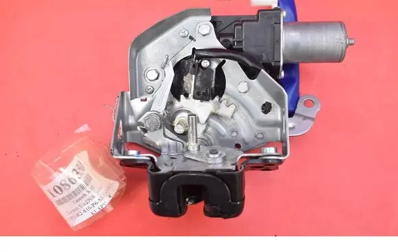 Lexus UX Tailgate/trunk/boot lock/catch/latch 1638000790