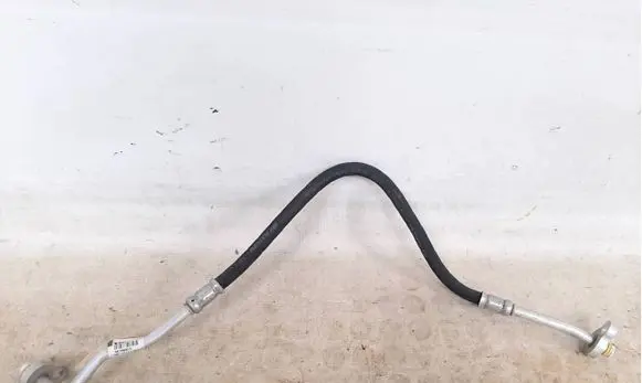 Volvo XC90 Air conditioning (A/C) pipe/hose 50706815