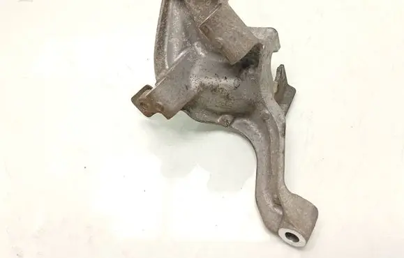 Honda Civic IX Gear shift cable bracket 