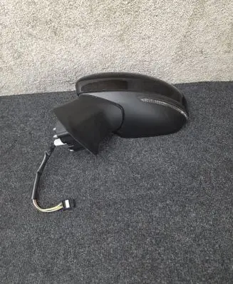 Renault Captur II Front door electric wing mirror