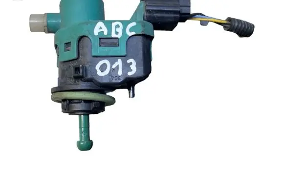 Opel Vivaro Headlight level adjustment motor 8200501939