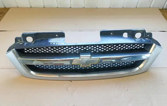 Chevrolet Rezzo Front grill