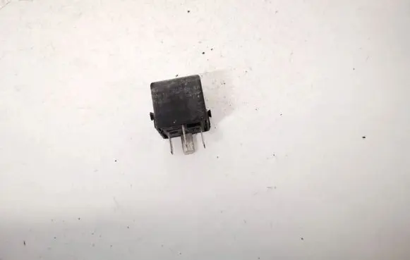 Skoda Octavia Mk1 (1U) Other relay 4h0951253a v23134-b55-x498