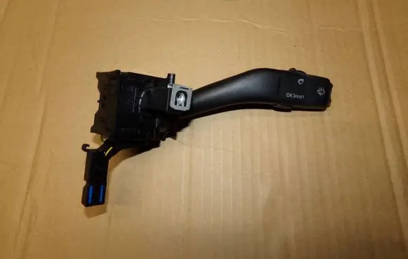 Skoda Octavia Mk2 (1Z) Wiper control stalk 1K0953519C