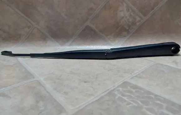 BMW 5 E39 Windshield/front glass wiper blade 166250