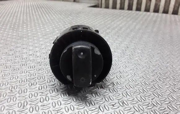 Light switch